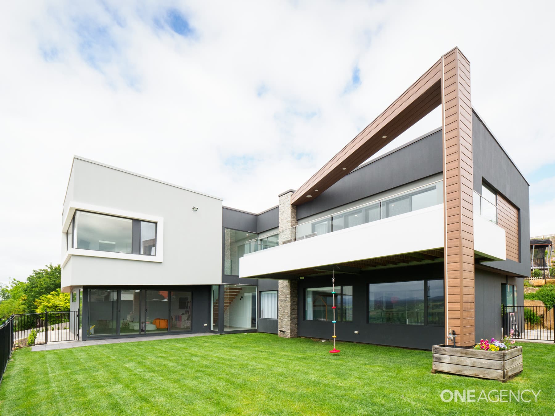 7 Carrera Place, Norwood, Norwood - Image 1