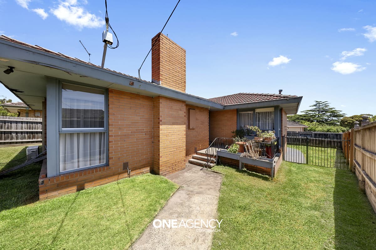 57 Ashleigh Avenue, Frankston, Frankston - Image 1