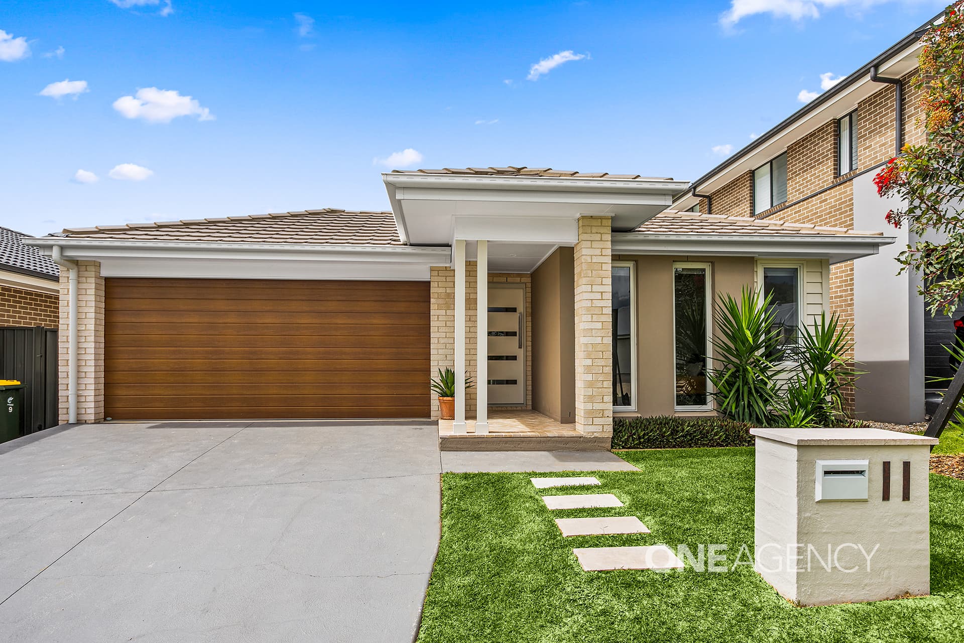 11 Pony Drive, Calderwood, Calderwood - Image 1