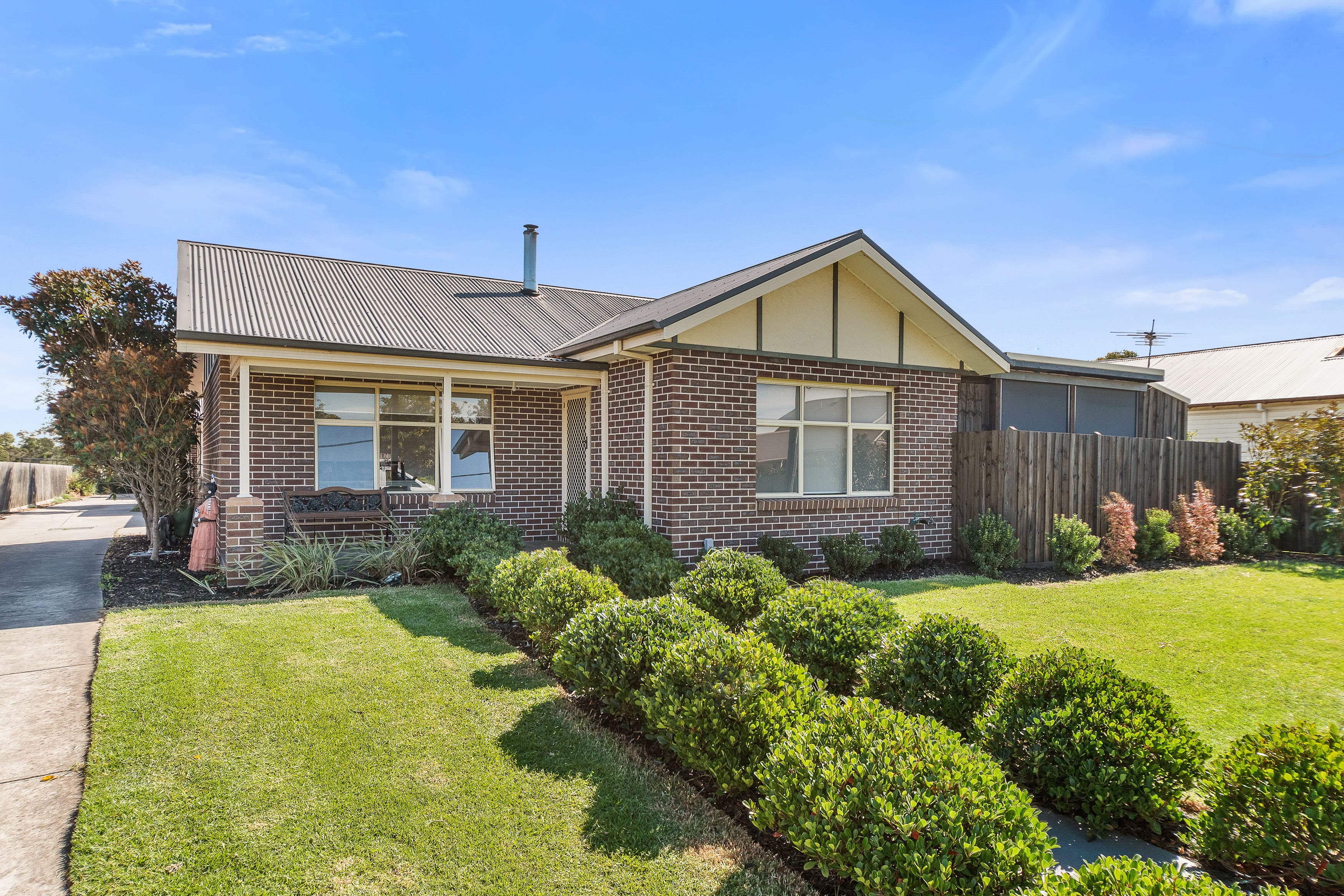 1/17 Salmon Street, Koo Wee Rup, Koo Wee Rup - Image 1