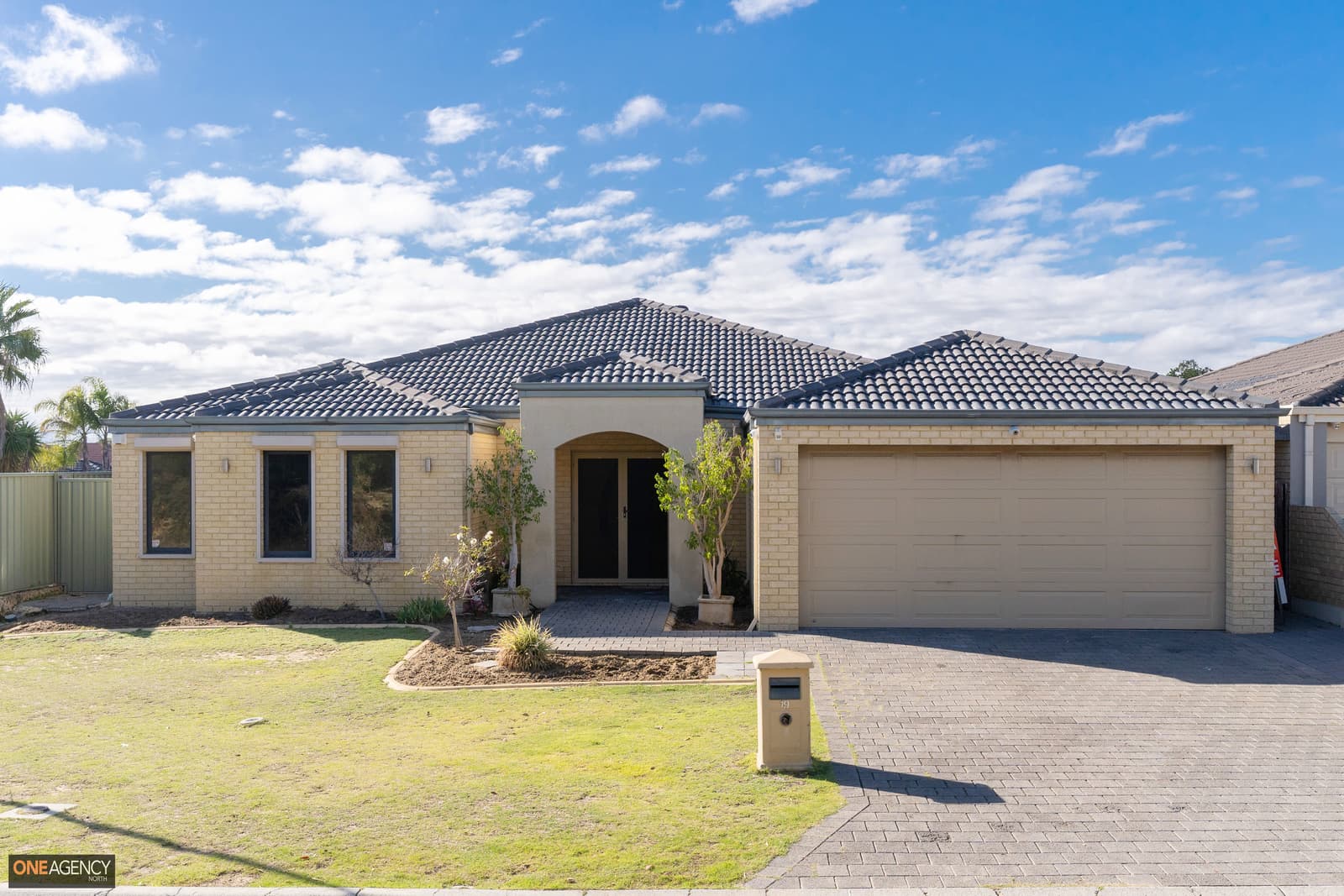 19 Raeburn Crescent, Landsdale, Landsdale - Image 1
