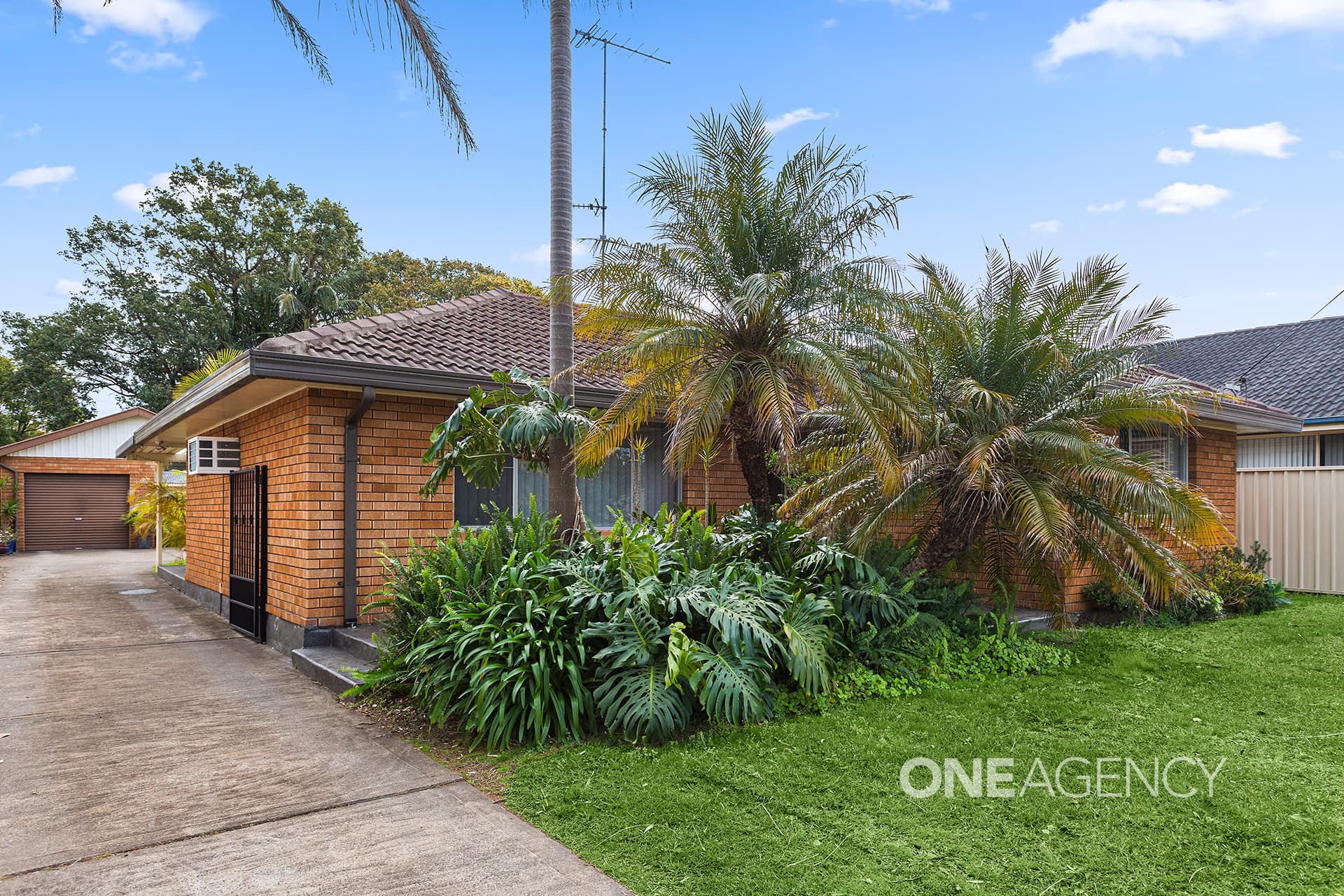 15 Wooroo Street, Albion Park Rail, Albion Park Rail - Image 1