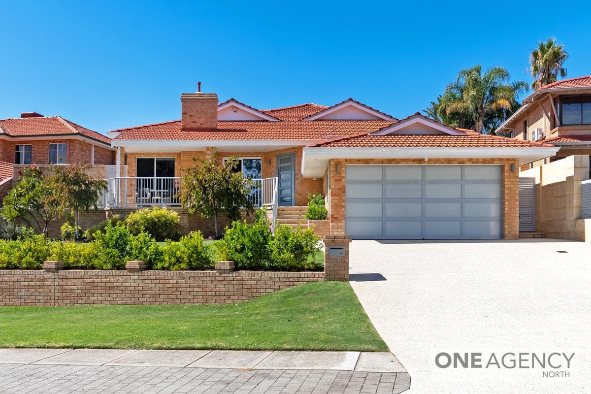 100 Seacrest Drive, Sorrento, Sorrento - Image 1
