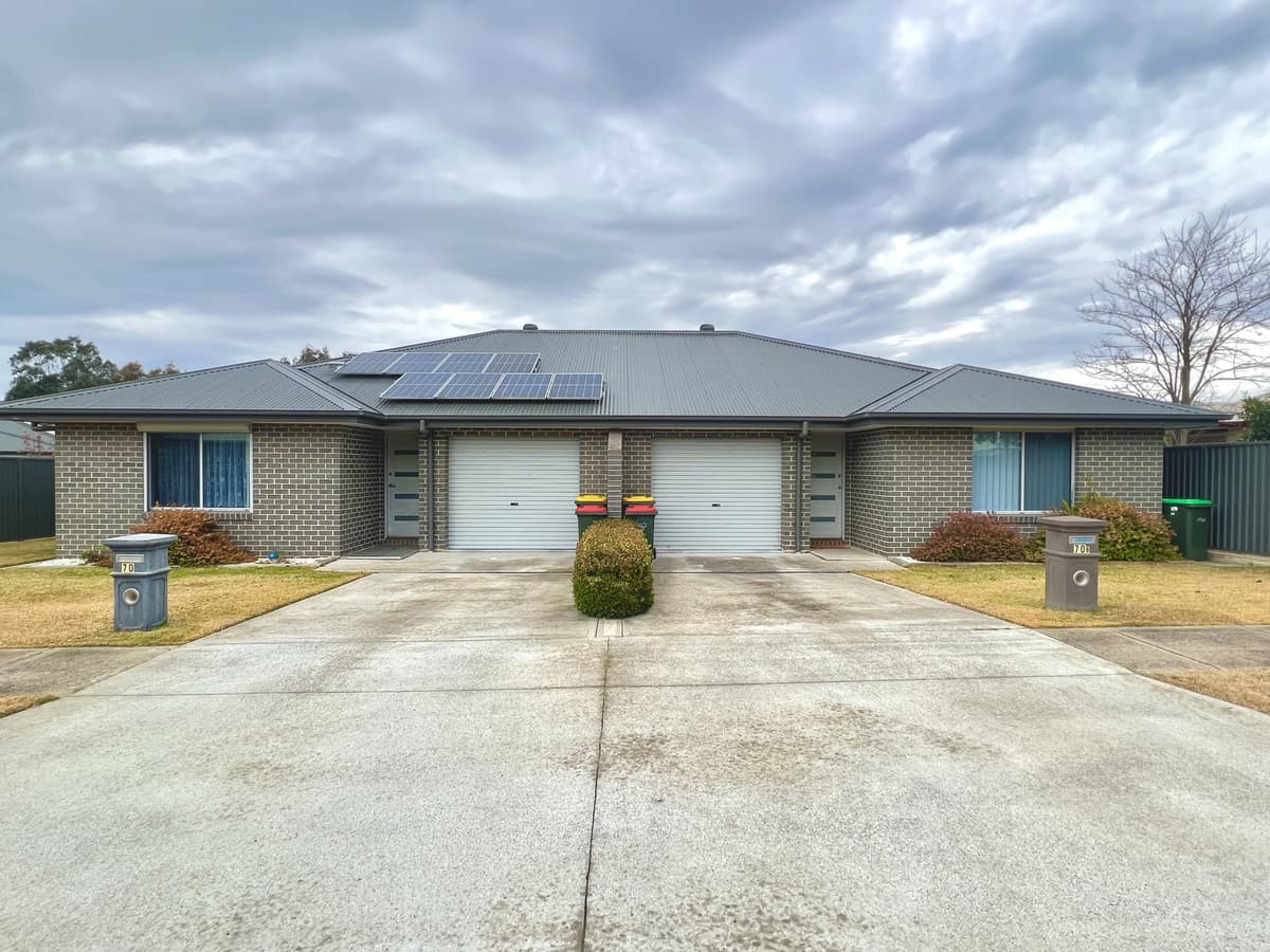 70a & 70b Hoskins Street, Goulburn, Goulburn - Image 1