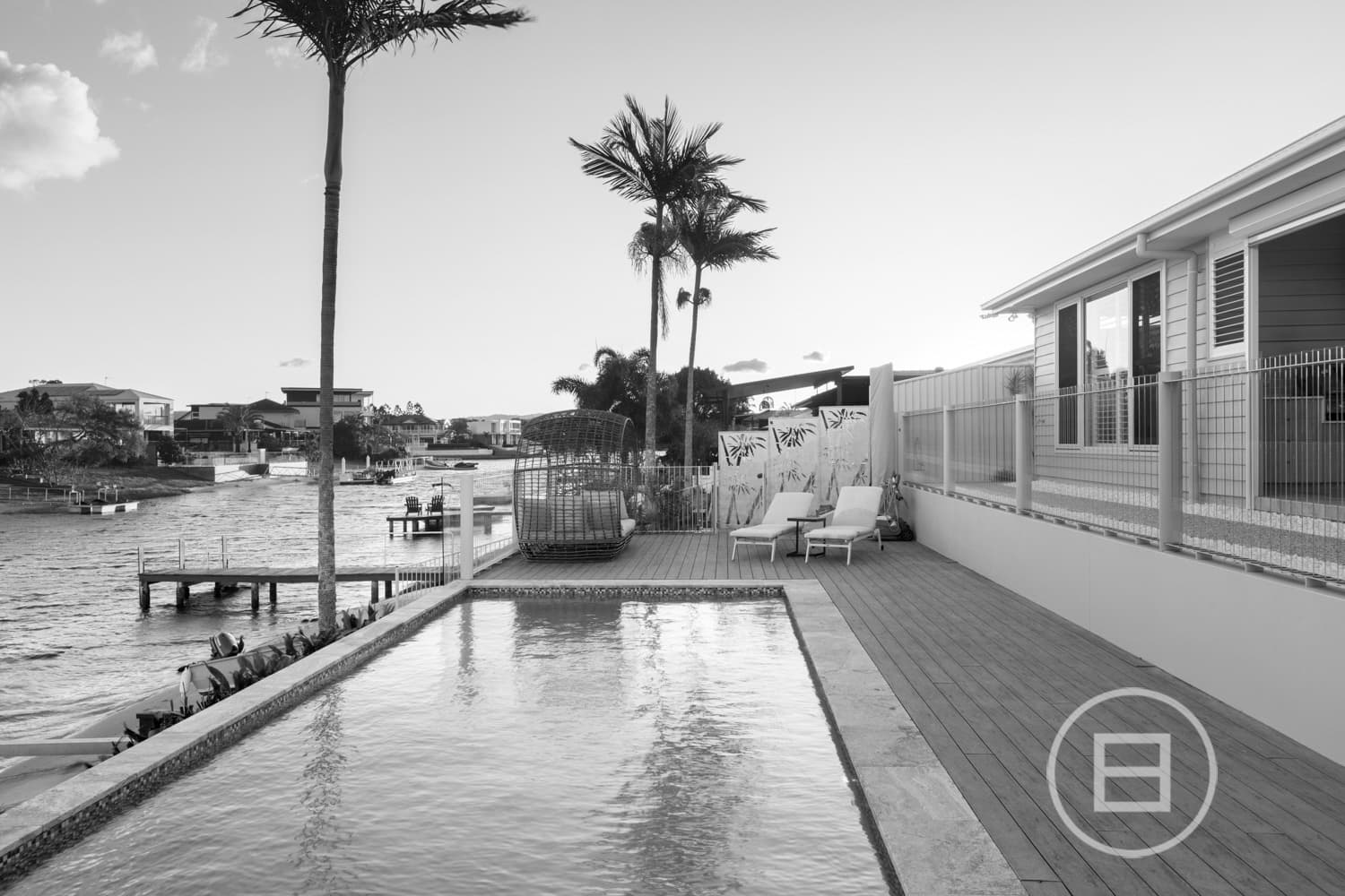 16 Coobowie Street, BROADBEACH WATERS, QLD, Broadbeach Waters - Image 1