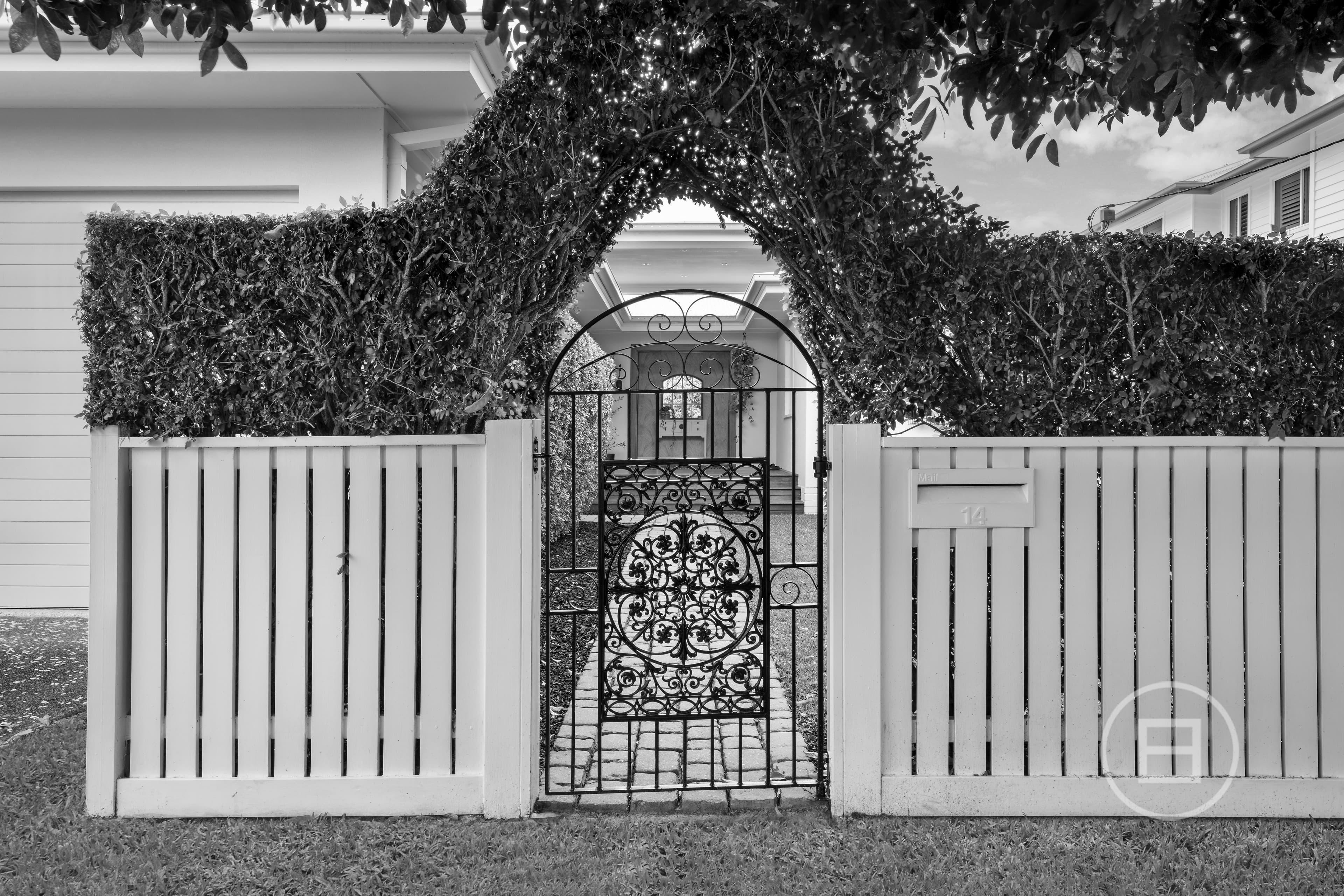14 Acanthus Avenue, BURLEIGH HEADS, QLD, Burleigh Heads - Image 1