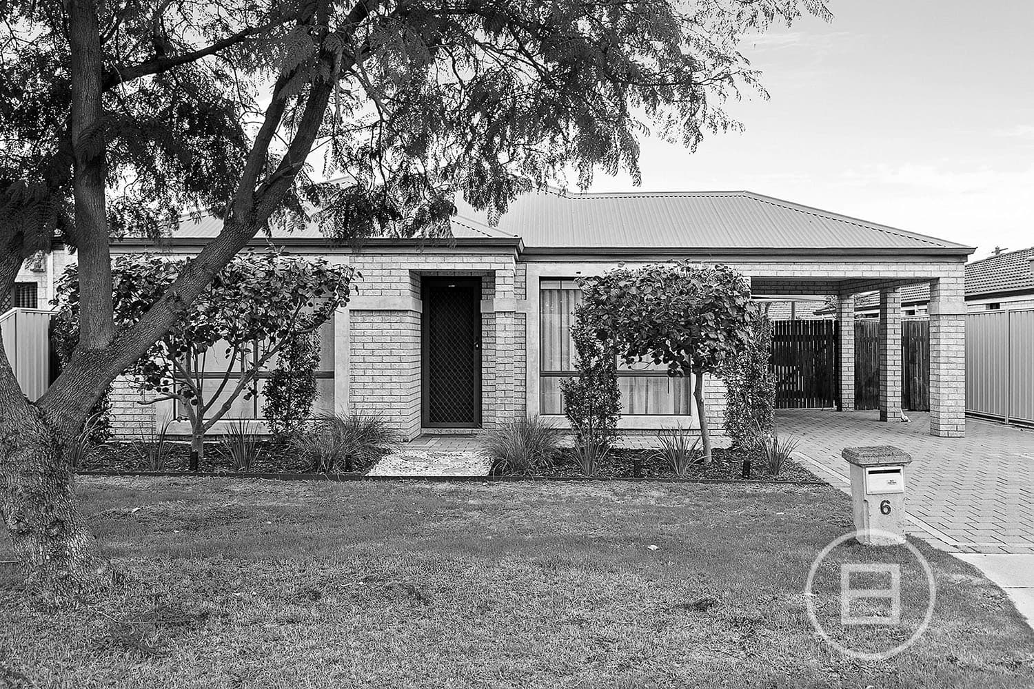 6 Yallambee Way, QUEENS PARK, WA, Queens Park - Image 1