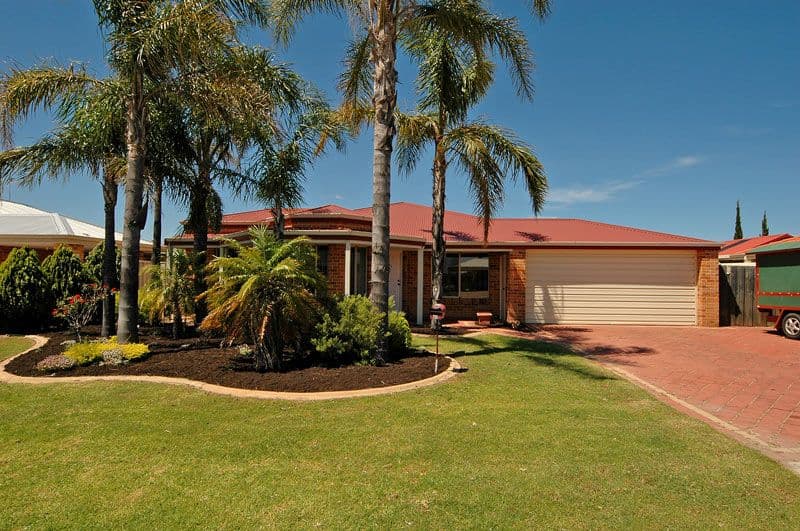 45 Lombardy Cresc, CAVERSHAM WA 6055, Caversham - Image 1
