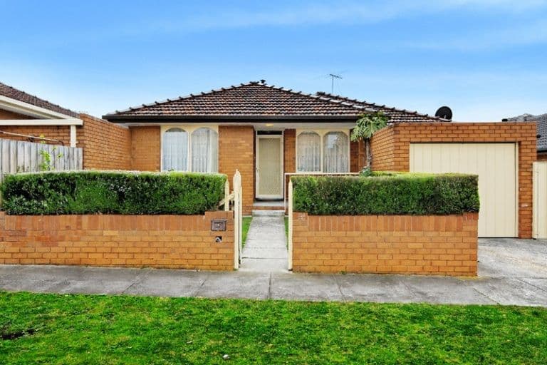 90-92 Chesterville Road, CHELTENHAM VIC 3192, Cheltenham - Image 1