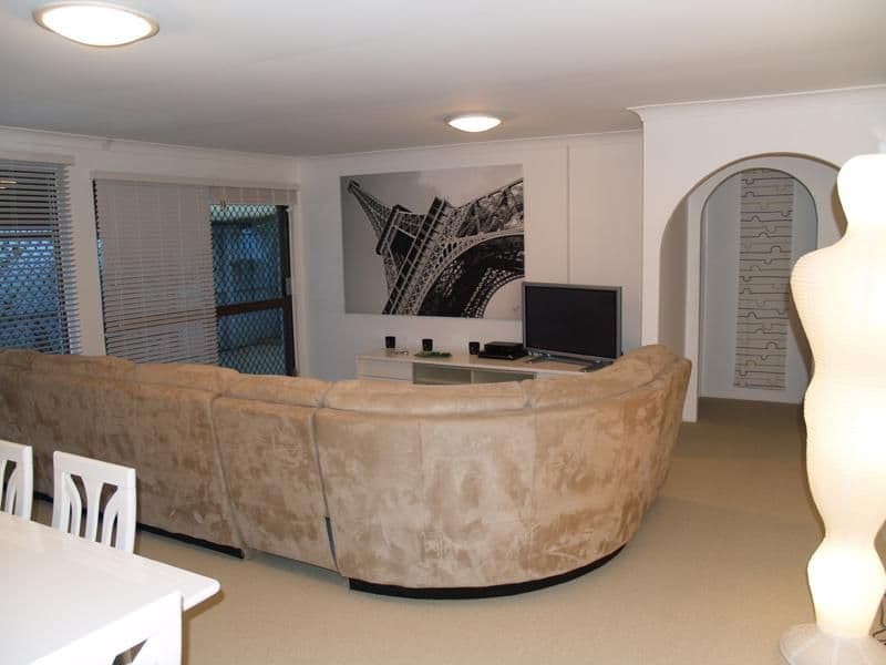 9 Tima Avenue, SURFERS PARADISE QLD 4217, Surfers Paradise - Image 1