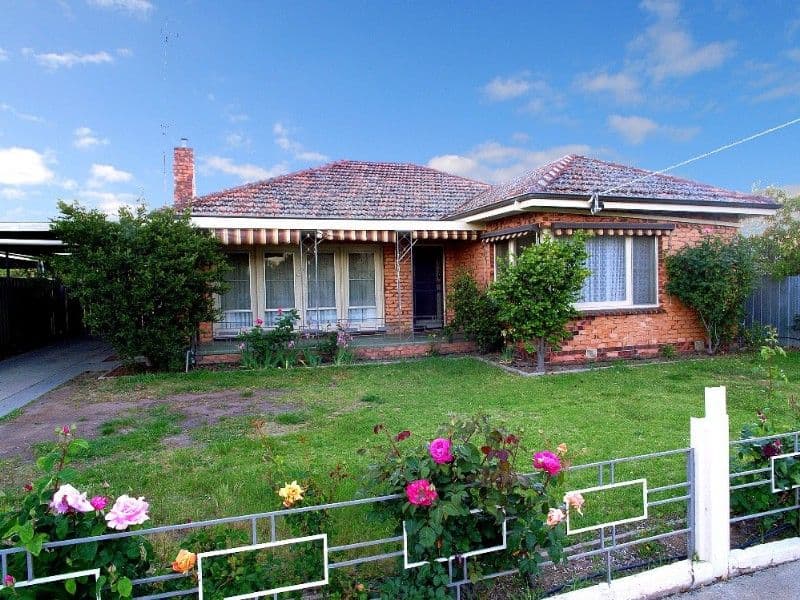 16 Macintosh Street, SHEPPARTON VIC 3630, Shepparton - Image 1