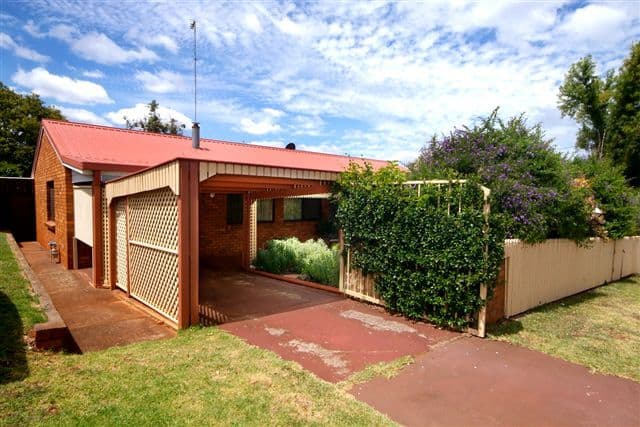 5 Marwedel Street, KEARNEYS SPRING QLD 4350, Kearneys Spring - Image 1