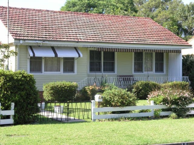 15 Arrow Avenue, FIGTREE NSW 2525, Figtree - Image 1