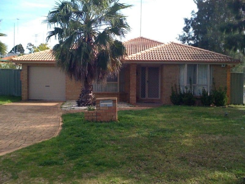 28 Linara Circuit, GLENMORE PARK NSW 2745, Glenmore Park - Image 1