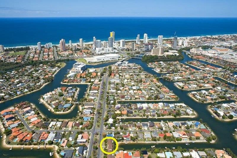 50 T E Peters Drive, BROADBEACH WATERS QLD 4218, Broadbeach Waters - Image 1