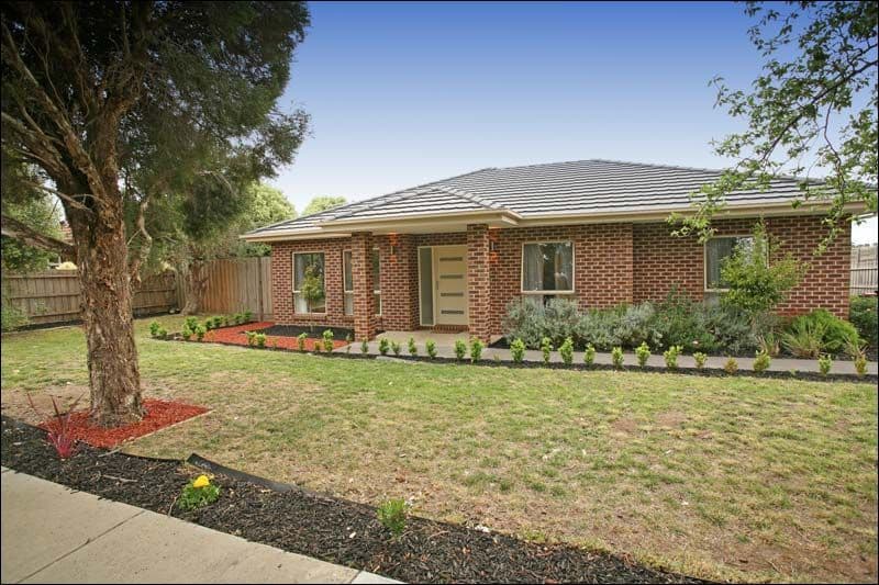 190 Lawrence Road, MOUNT WAVERLEY VIC 3149, Mount Waverley - Image 1