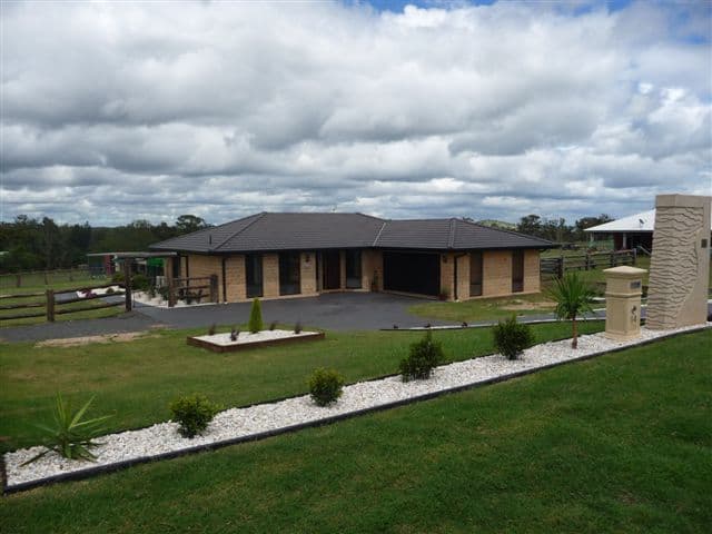 14 Carys Road, GLENVALE QLD 4350, Glenvale - Image 1