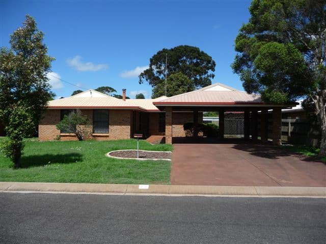 27 Maplewood Drive, DARLING HEIGHTS QLD 4350, Darling Heights - Image 1