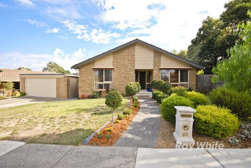 38 Chartwell Drive, WANTIRNA VIC 3152, Wantirna - Image 1