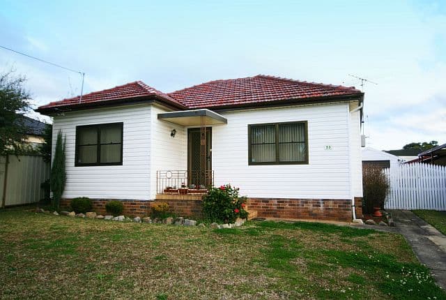 33 Rawson Road, GREENACRE NSW 2190, Greenacre - Image 1