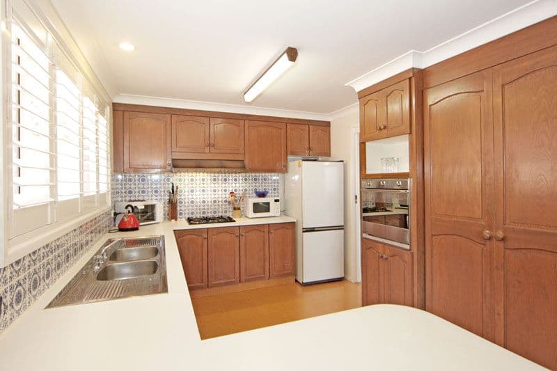 17 Margherita Avenue, BATEAU BAY NSW 2261, Bateau Bay - Image 1