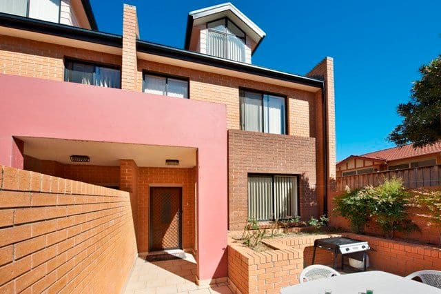 210 Penannt Hills Road, OATLANDS NSW 2117, Oatlands - Image 1