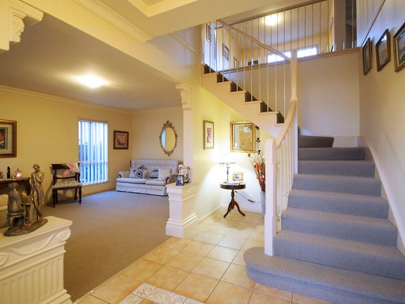 61 Edinburgh Road, BENOWA WATERS QLD 4217, Benowa - Image 1