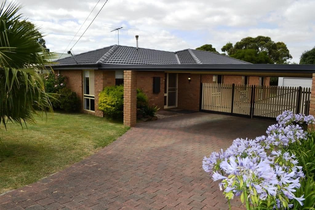 81 Charter Road West, SUNBURY VIC 3429, Sunbury - Image 1