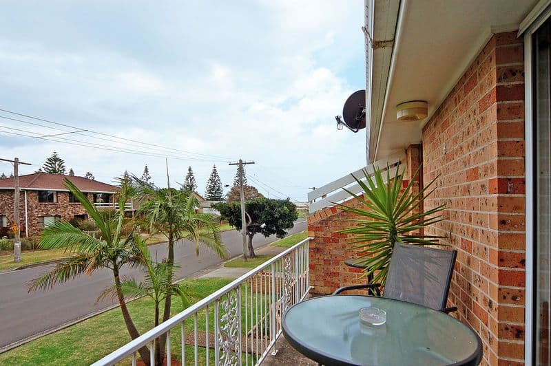 8 Windang Street, LAKE ILLAWARRA NSW 2528, Lake Illawarra - Image 1