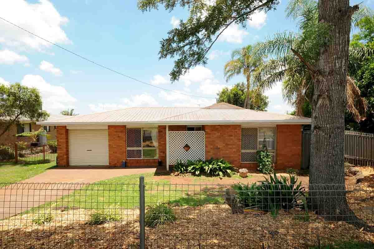 342 West Street, KEARNEYS SPRING QLD 4350, Kearneys Spring - Image 1