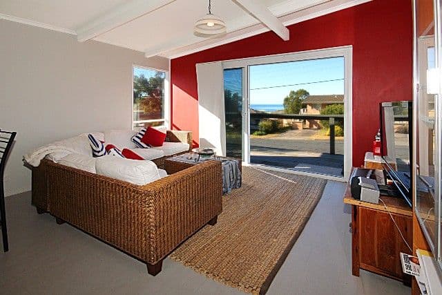 33 Donlan Road, MOLLYMOOK NSW 2539, Mollymook Beach - Image 1