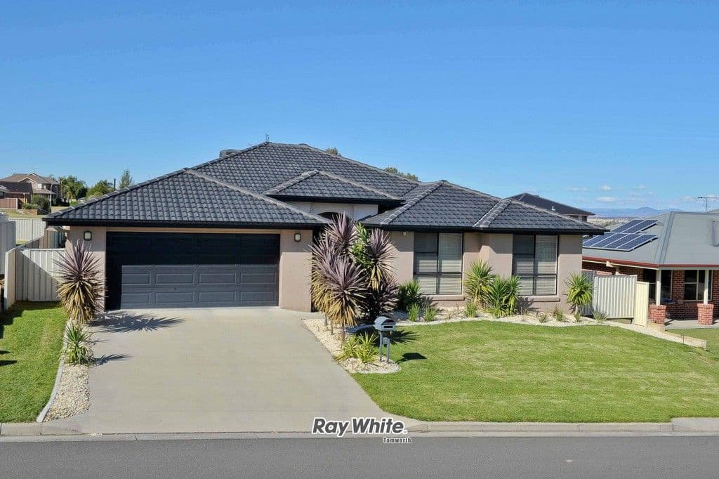 63 Grant Street, TAMWORTH NSW 2340, Tamworth - Image 1