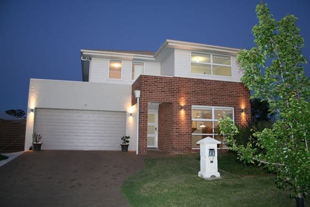 28 Franzman Avenue, ELDERSLIE NSW 2570, Elderslie - Image 1