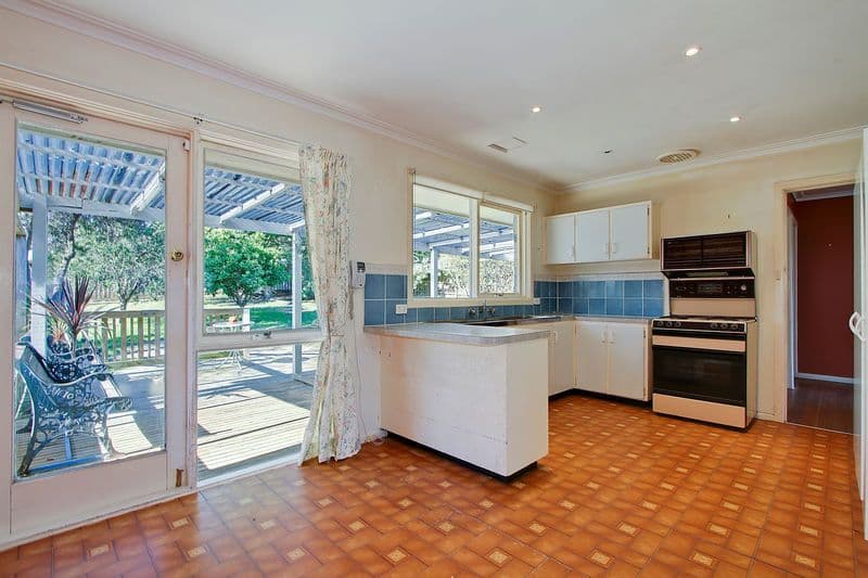 17 ENFIELD Drive, BAYSWATER VIC 3153, Bayswater - Image 1
