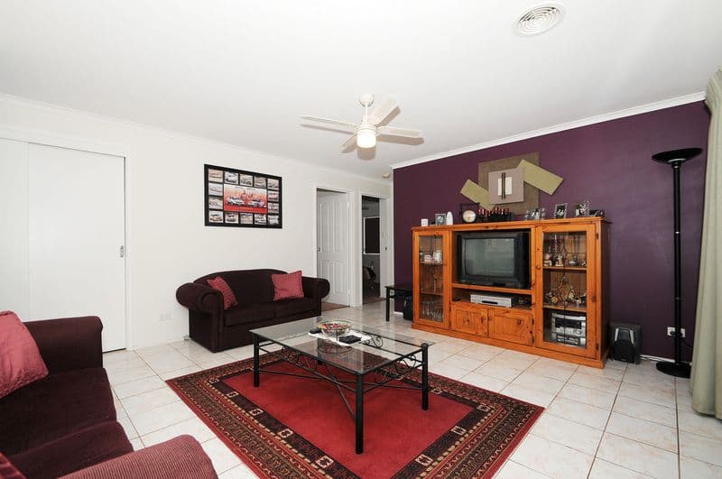 10 Leffern Court, CARRUM DOWNS VIC 3201, Carrum Downs - Image 1