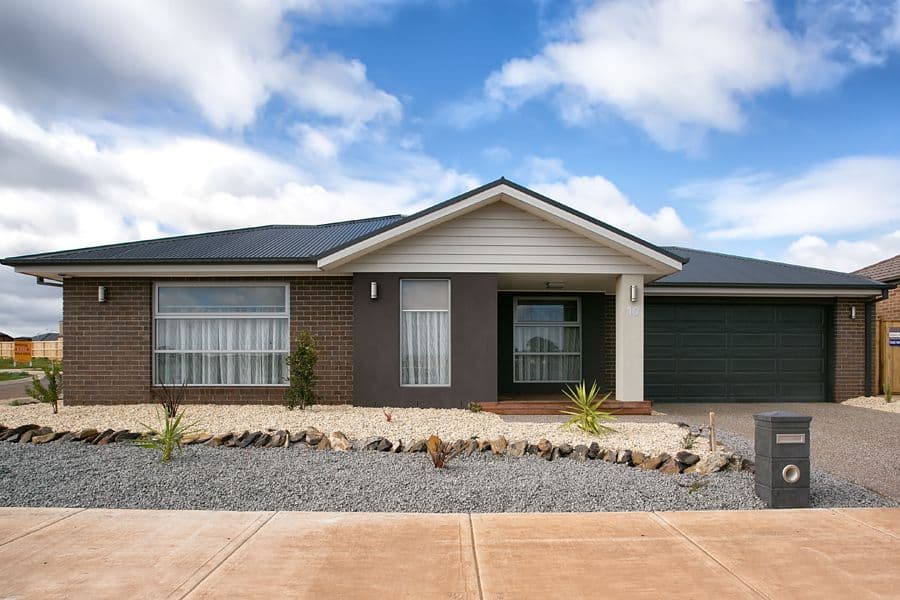 10 Ormonde Esplanade, MELTON WEST VIC 3337, Melton West - Image 1