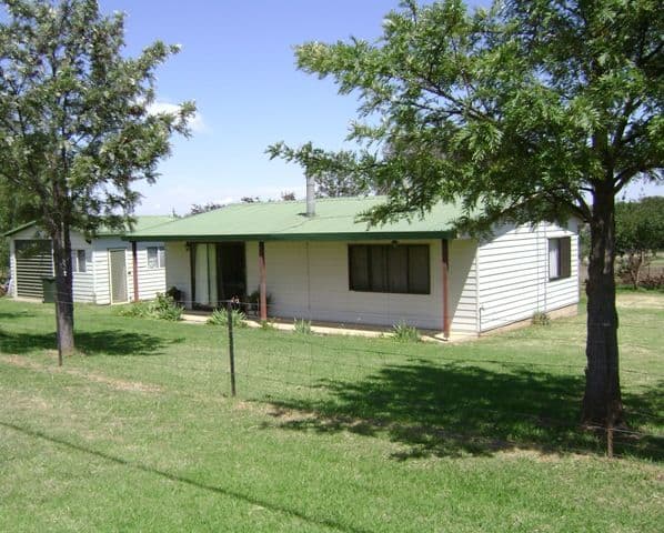 82 - 84 Robinson Street, WOODSTOCK NSW 2793, Woodstock - Image 1