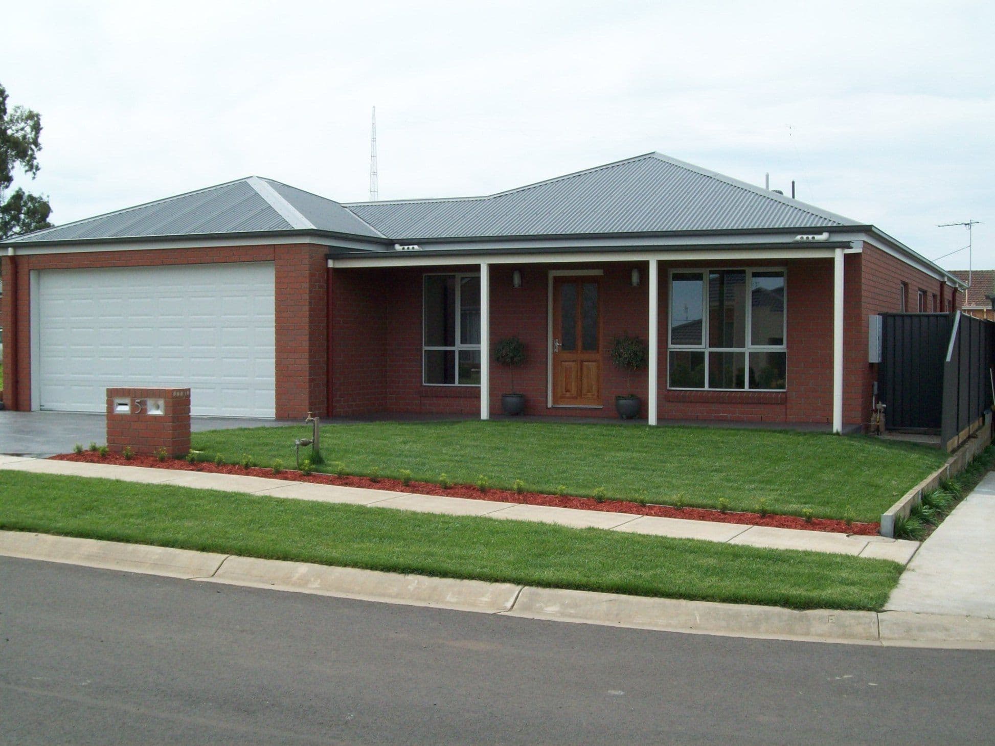 5 Botanic Court, HAMILTON VIC 3300, Hamilton - Image 1