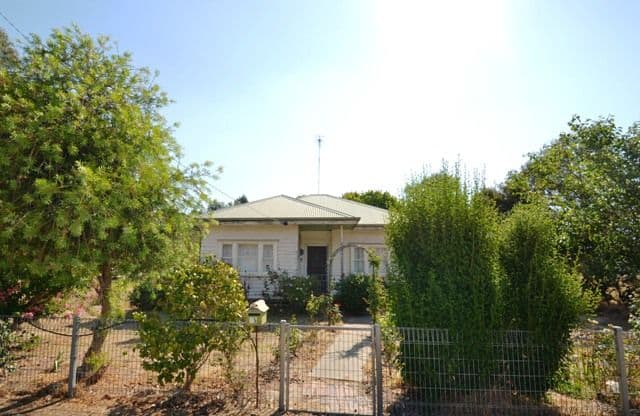 25 Scobie Street, AVENEL VIC 3664, Avenel - Image 1