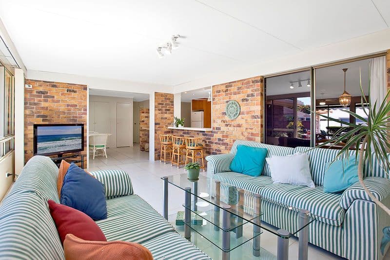 11 Kurrajong Court, PALM BEACH QLD 4221, Palm Beach - Image 1