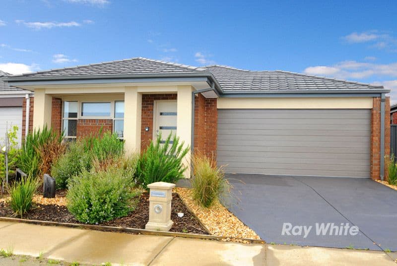 10 Shorey Place, Cranbourne West VIC 3977, Cranbourne West - Image 1