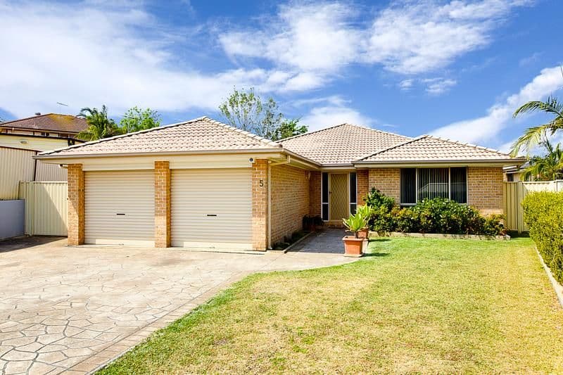 5 Snug Place, WEST HOXTON NSW 2171, West Hoxton - Image 1