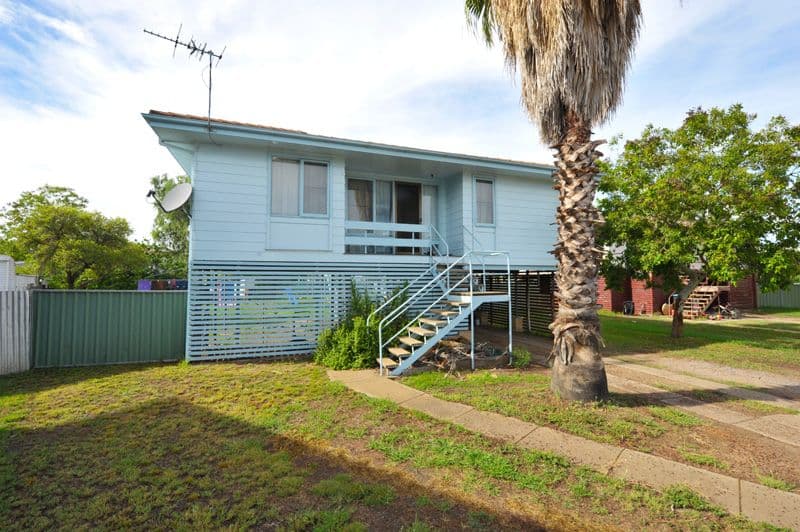 4 Milner Place, NARRABRI NSW 2390, Narrabri - Image 1
