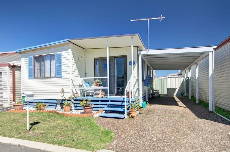 54 Angophora Crescent, KANAHOOKA NSW 2530, Kanahooka - Image 1