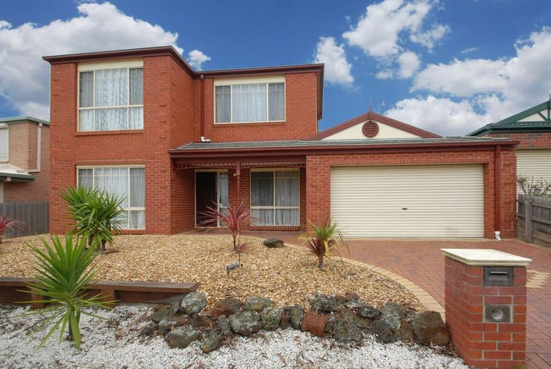 8 John Monash Drive, SKYE VIC 3977, Skye - Image 1