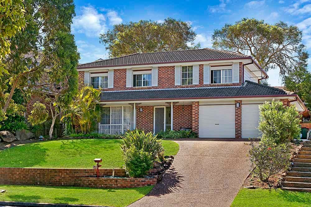 220 Cresthaven Avenue, BATEAU BAY NSW 2261, Bateau Bay - Image 1
