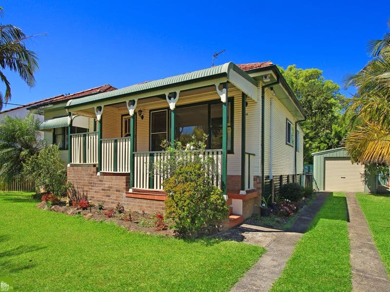 19 Arrow Avenue, FIGTREE NSW 2525, Figtree - Image 1