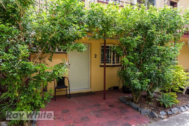 13 Gladstone Street, COORPAROO QLD 4151, Coorparoo - Image 1