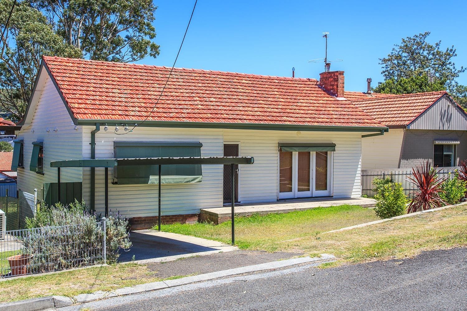286 Pacific Highway, BELMONT NORTH NSW 2280, Belmont North - Image 1