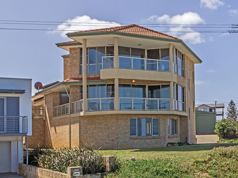 2 Hilda Road, WAIKIKI WA 6169, Waikiki - Image 1